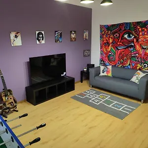 90's House Naples